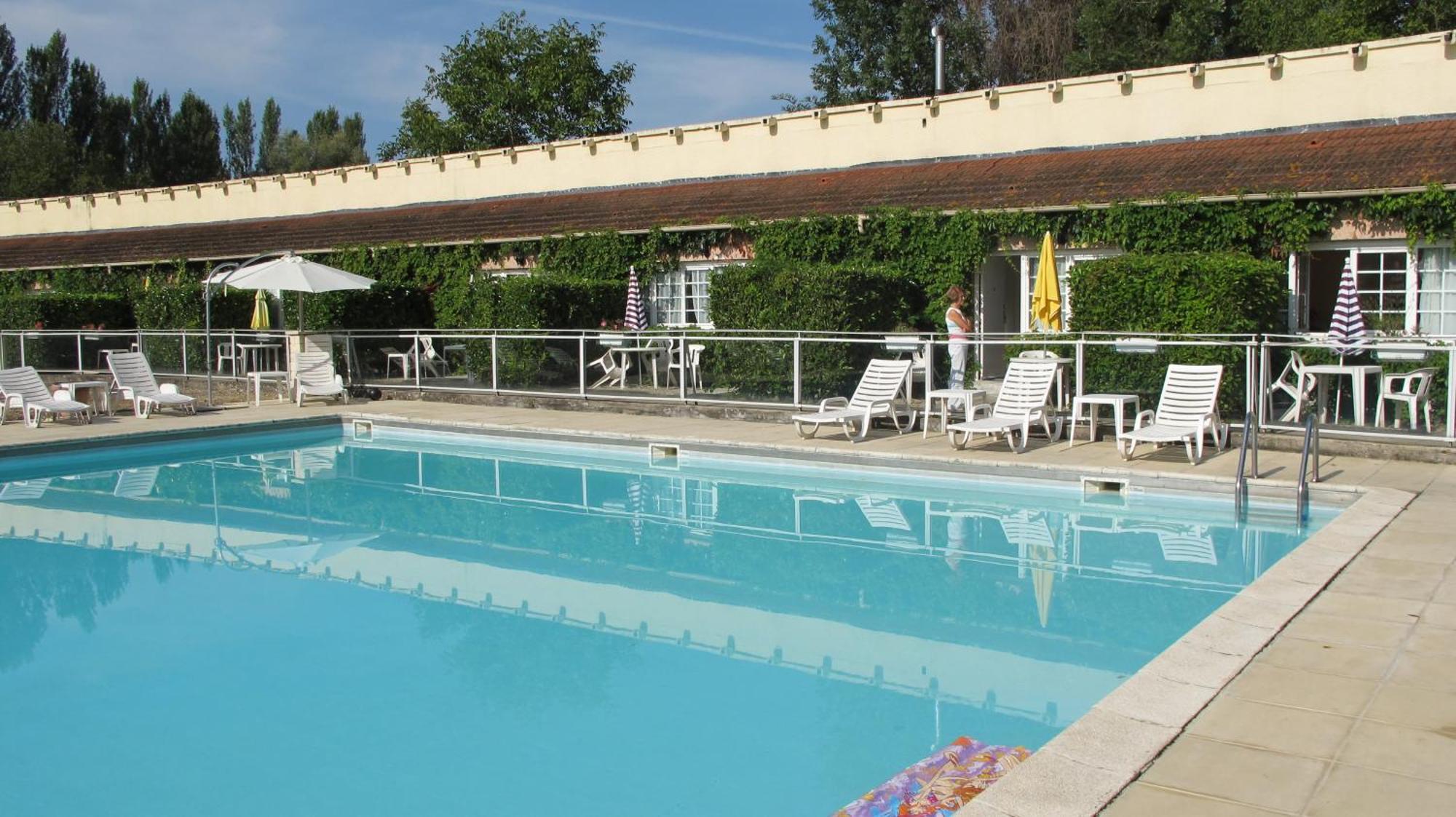 Hotel Acostel モー エクステリア 写真